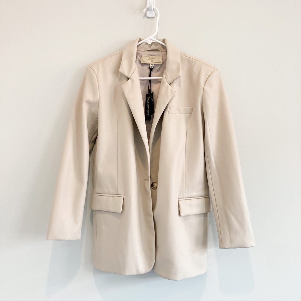 BLANKNYC Women’s Faux Leather Beige Blazer XS - Picture 5 of 9